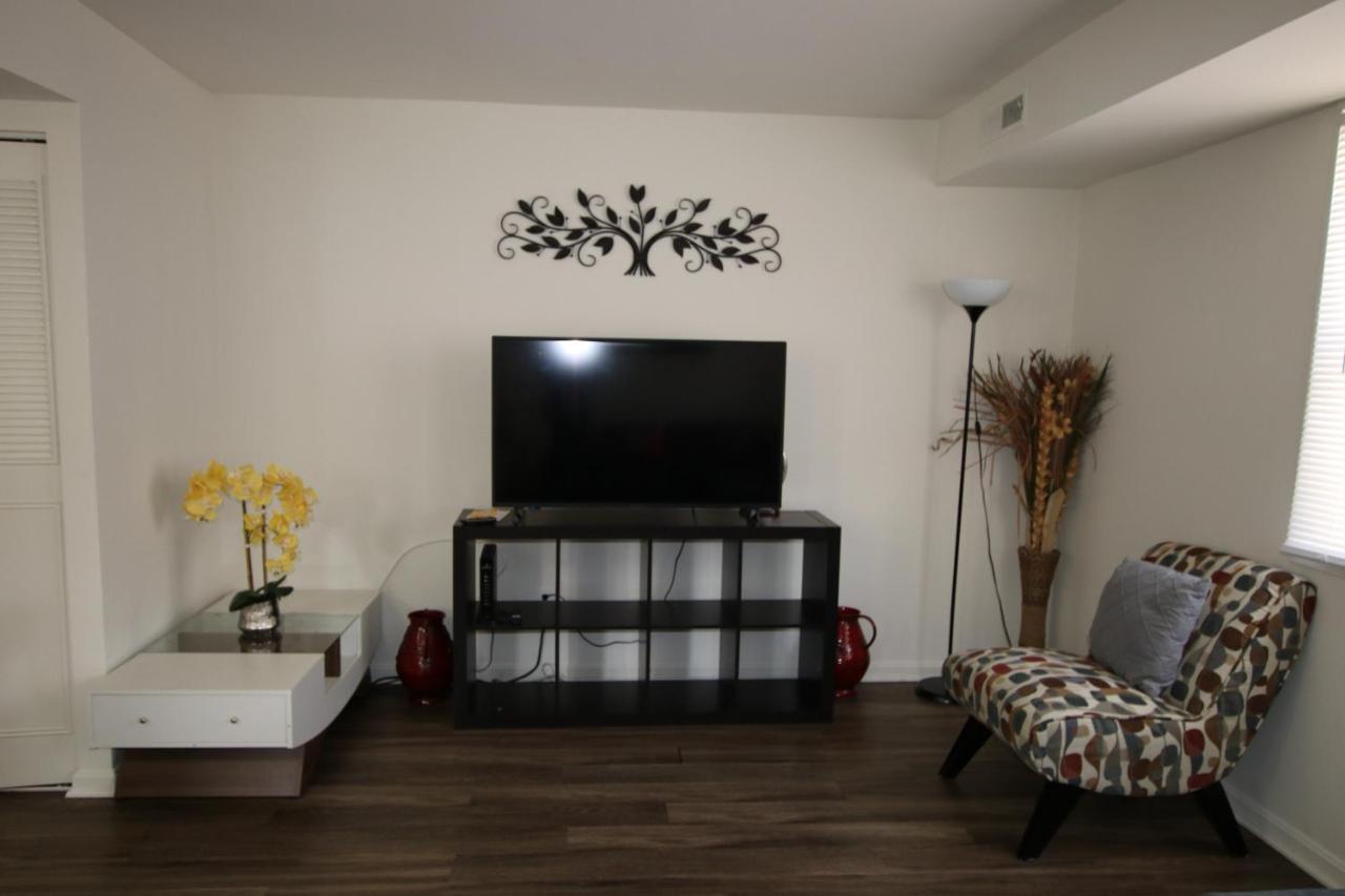 Luxury Villa And Apartments 페어팍스 외부 사진
